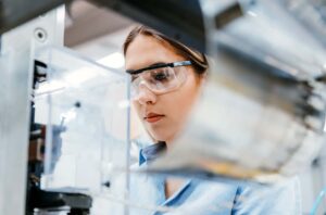Laboratory Technology Worker
