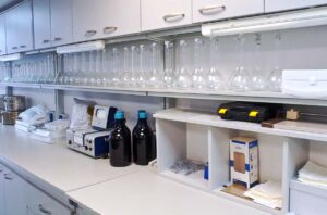 Lab Research Facility Equipment